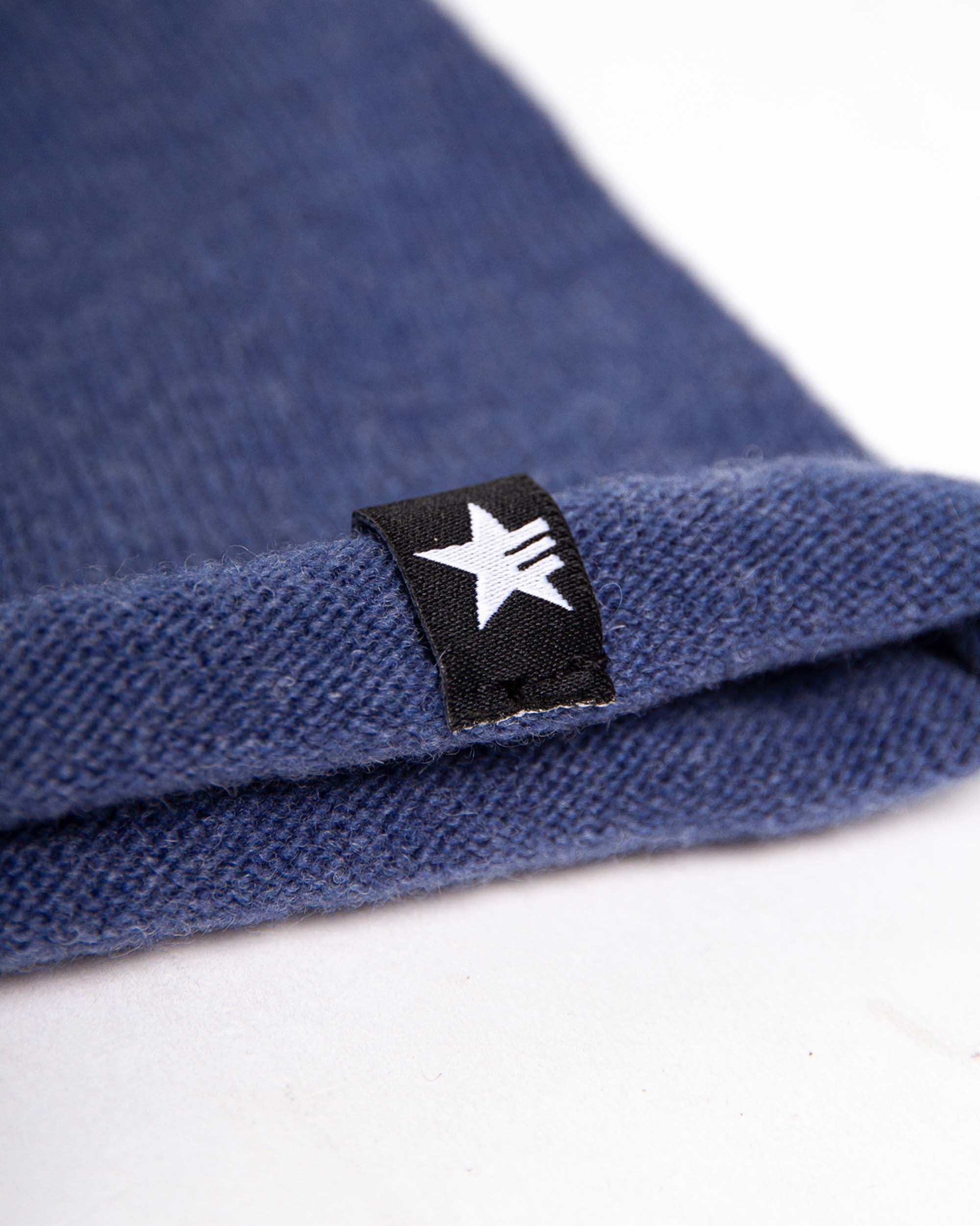 esperando-slap-beanie-blau-lammwolle image 3
