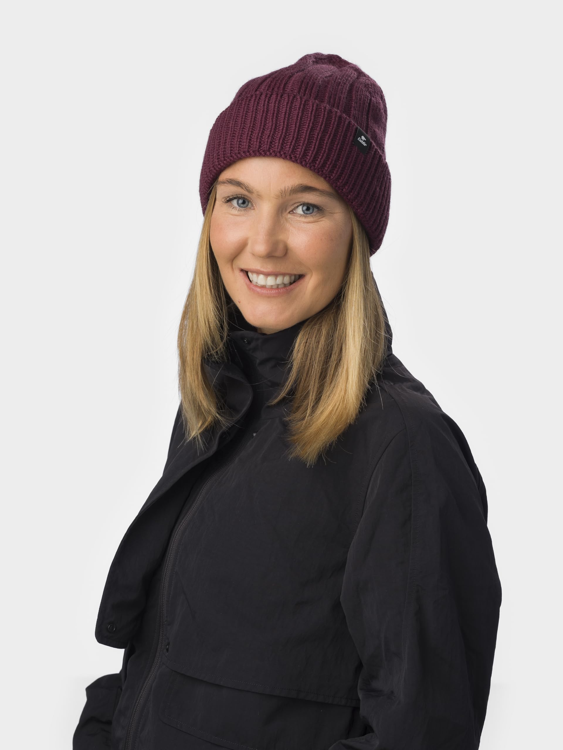 eisb-r-alba-ayo-m-tze-rot-herren-merino-fisherman-beanie image 3