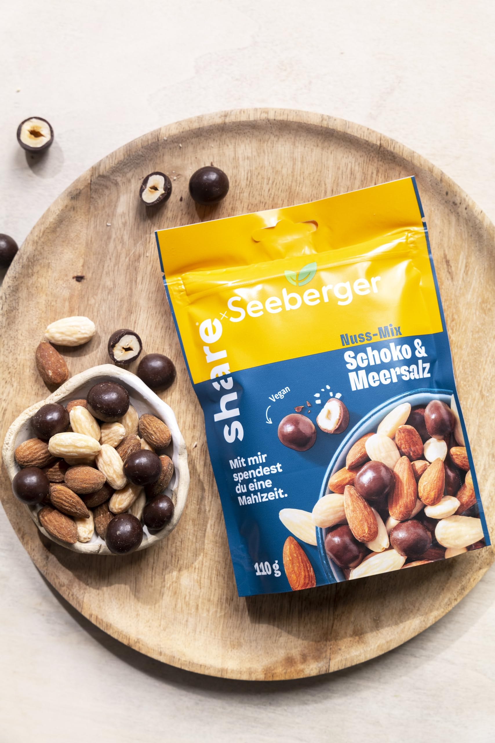 seeberger-s-salzig-nuss-mix-schoko-meersalz-110g image 3