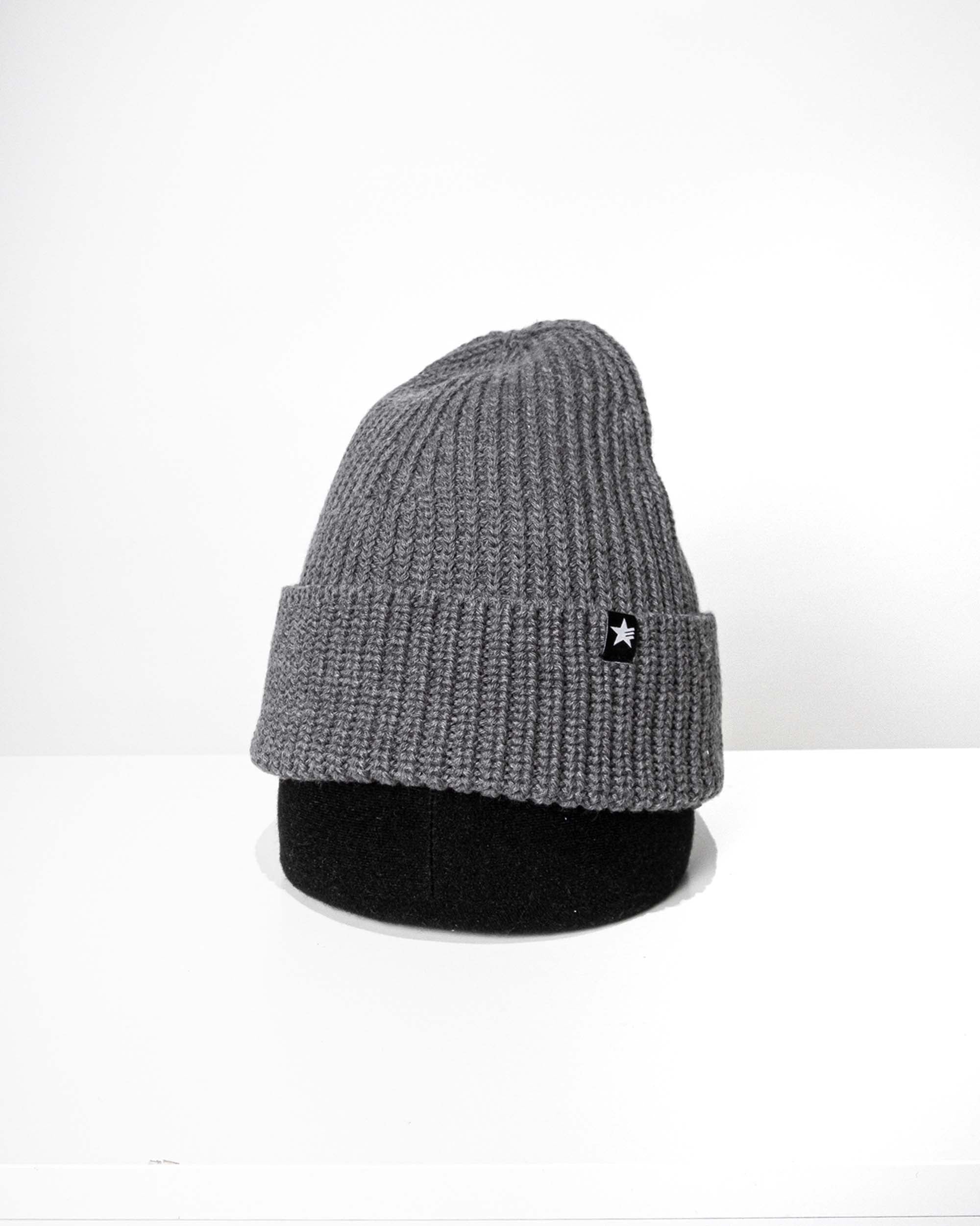 esperando-aakster-beanie-dunkelgrau-merino-m-tze image 3